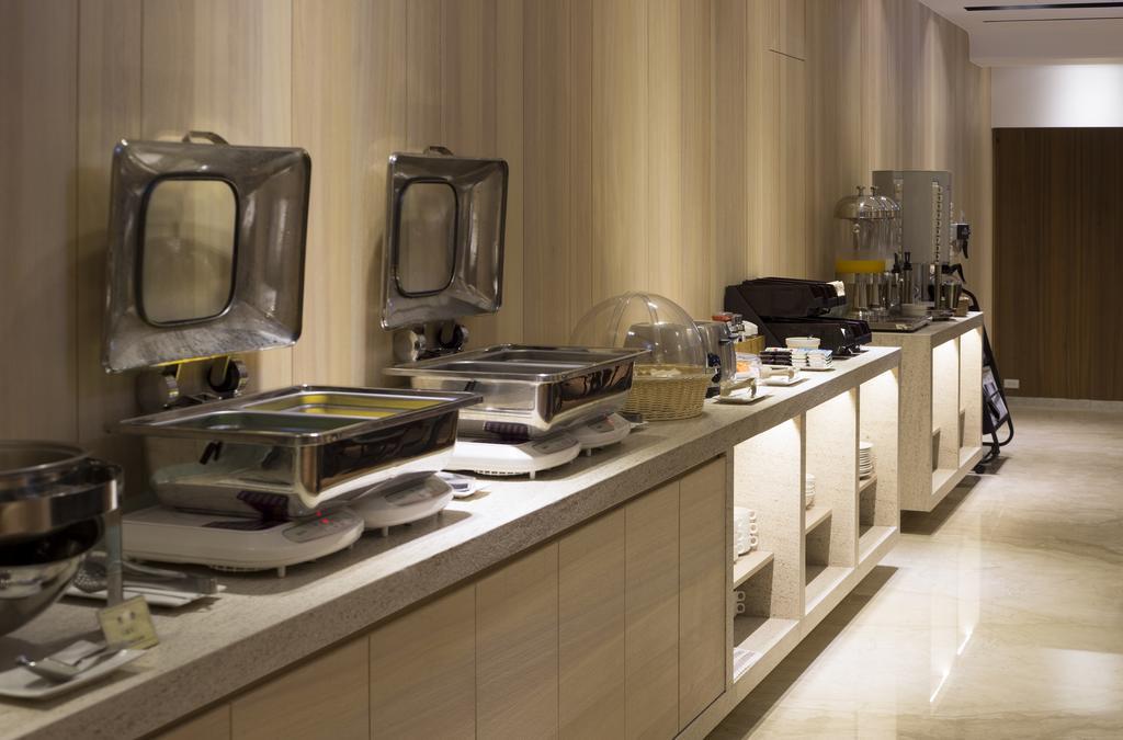Noble Hotel Taipei Eksteriør billede
