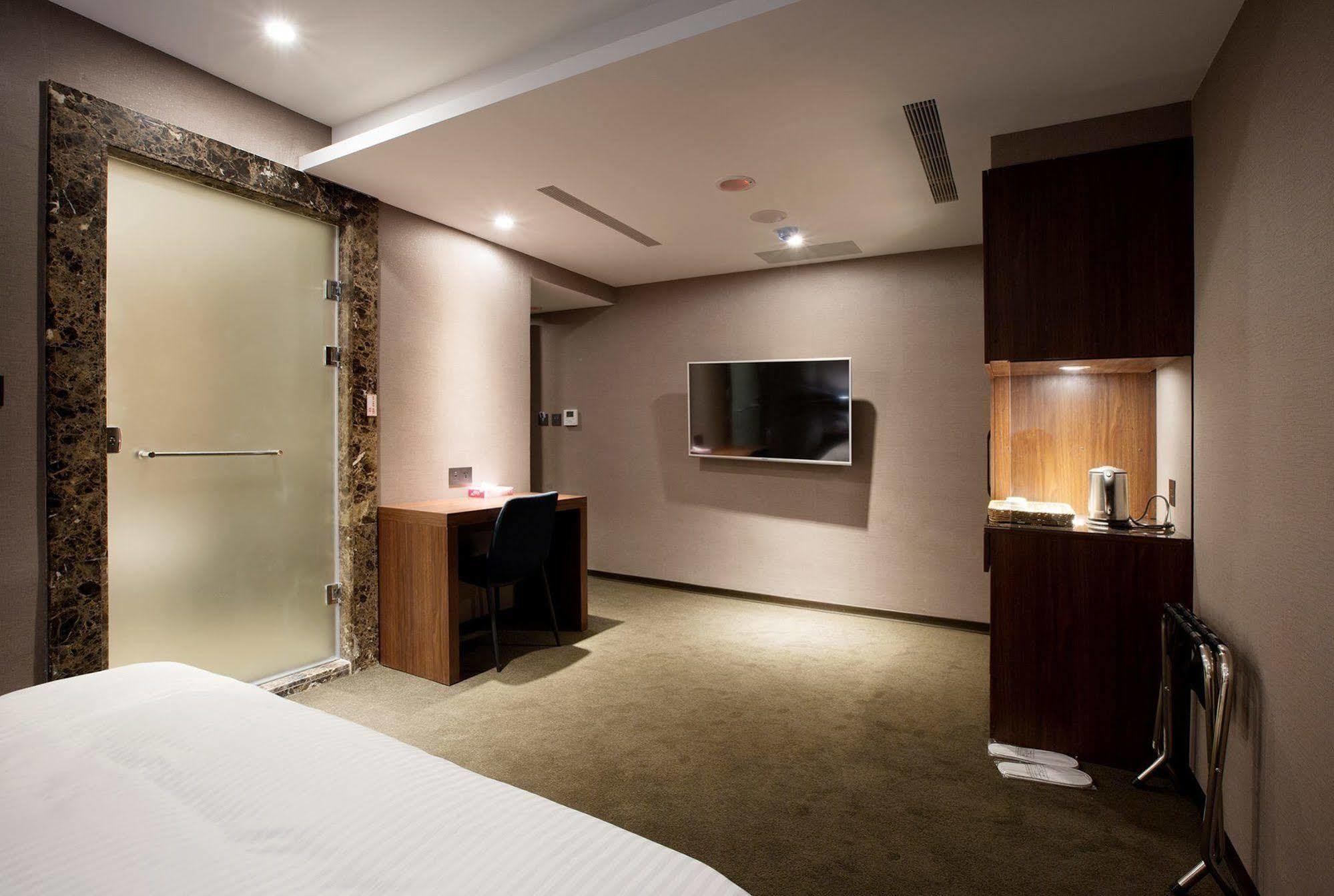 Noble Hotel Taipei Eksteriør billede