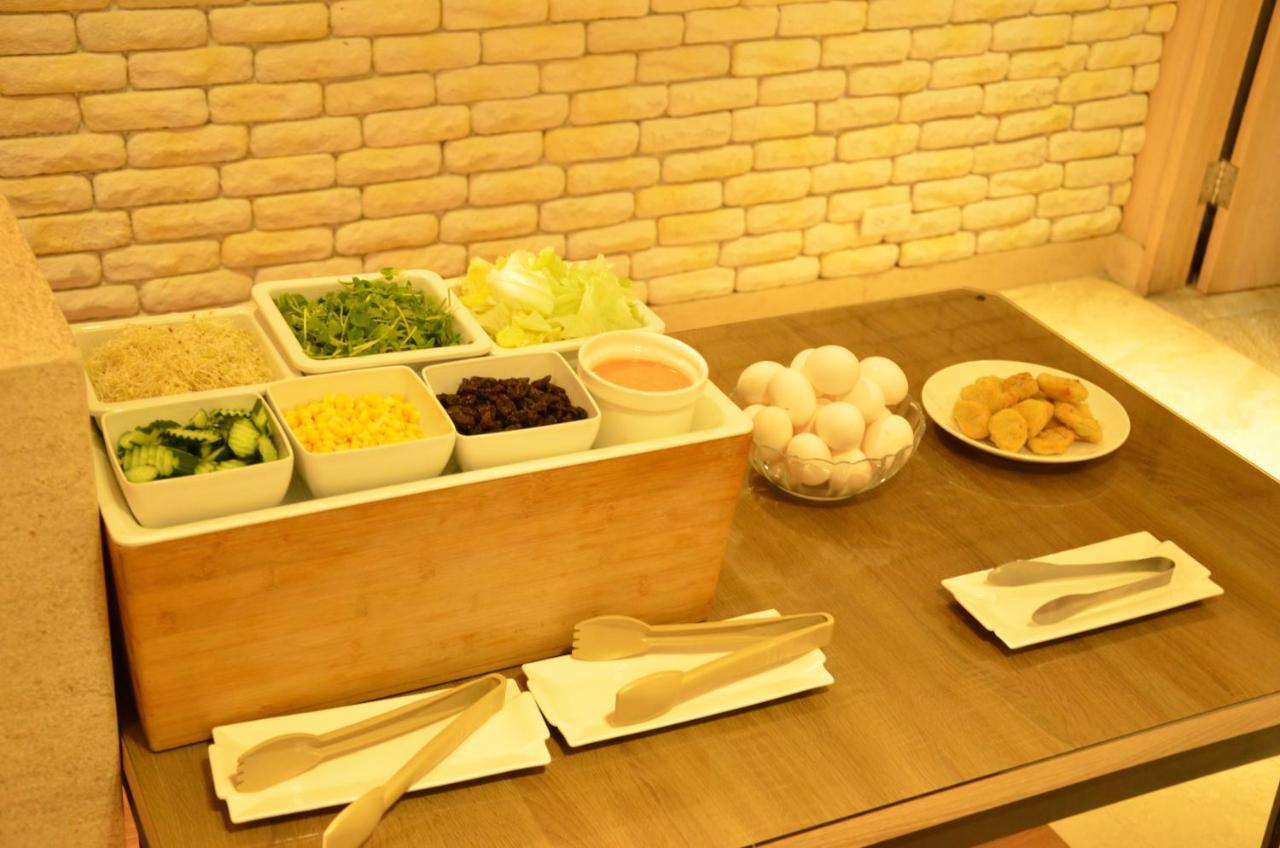 Noble Hotel Taipei Eksteriør billede